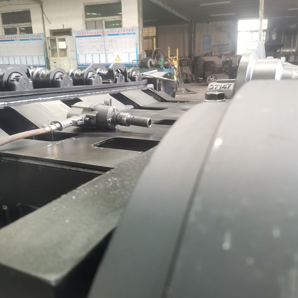 chassis assembling in workshop (5)